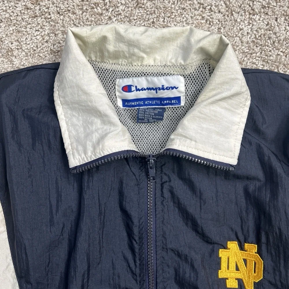 Vintage Champion Notre Dame Fighting Irish Windbreaker Jacket Mens Medium